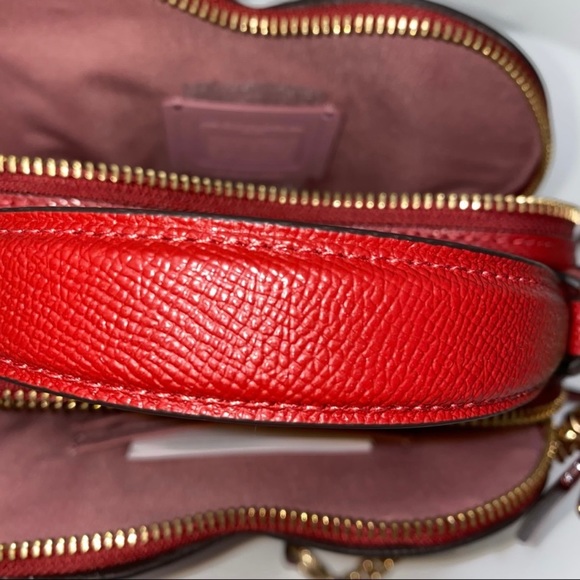 Coach Heart bag Crossbody In Colorblock New - Picture 16 of 16